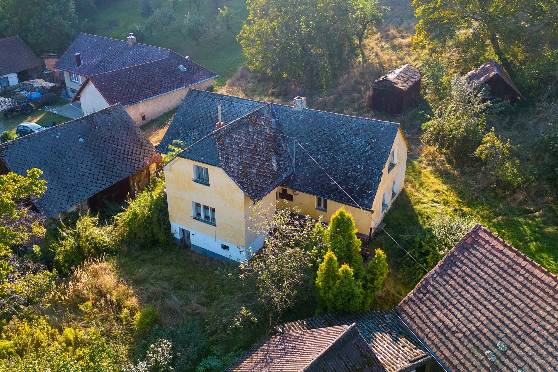 Podíl 1/2 rodinného domu, 126 m², Bezpravovice