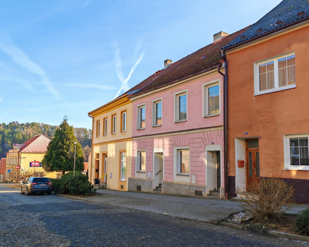 Prodej rodinného domu v Hostouni, ul. Chodské náměstí
